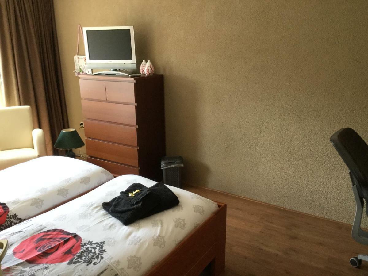 De Randstad Bed & Breakfast ซูเทอร์เมียร์ ภายนอก รูปภาพ