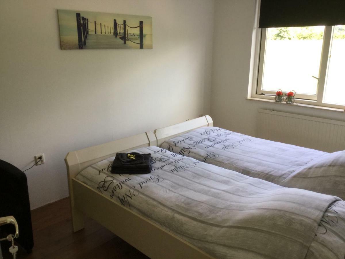 De Randstad Bed & Breakfast ซูเทอร์เมียร์ ภายนอก รูปภาพ